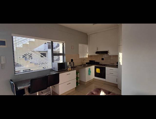 2 BEDROOM APARTMENT RENTED IN MORNINGSIDE